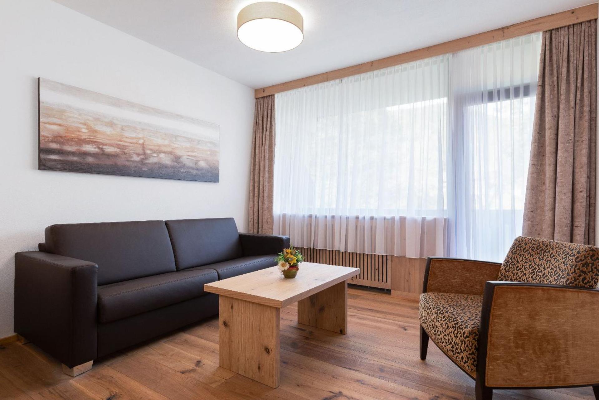 Appartement Krippenstein Mit Indoorpool Und Sauna Бад Гойзерн Екстериор снимка